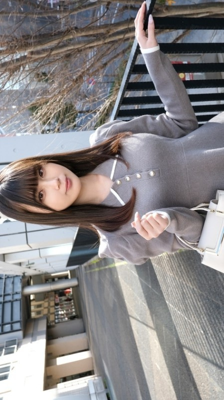 [UNCENSORED-LEAK] SIRO-5490 "A super beautiful underground idol has sex for the first time in a long time! Her delicate body twitches and bounces, and she moans in a way that is unbecoming of an idol! Her love juices are dripping, and she shows off h